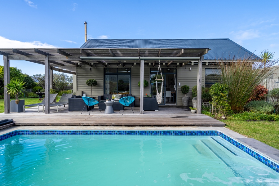 To Let 3 Bedroom Property for Rent in Lake Michelle Western Cape